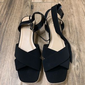 Women’s Sandals in Black